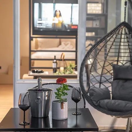 Exclusive Terrace Apartment Kalamata